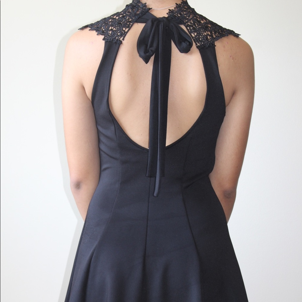 Gorgeous black dress